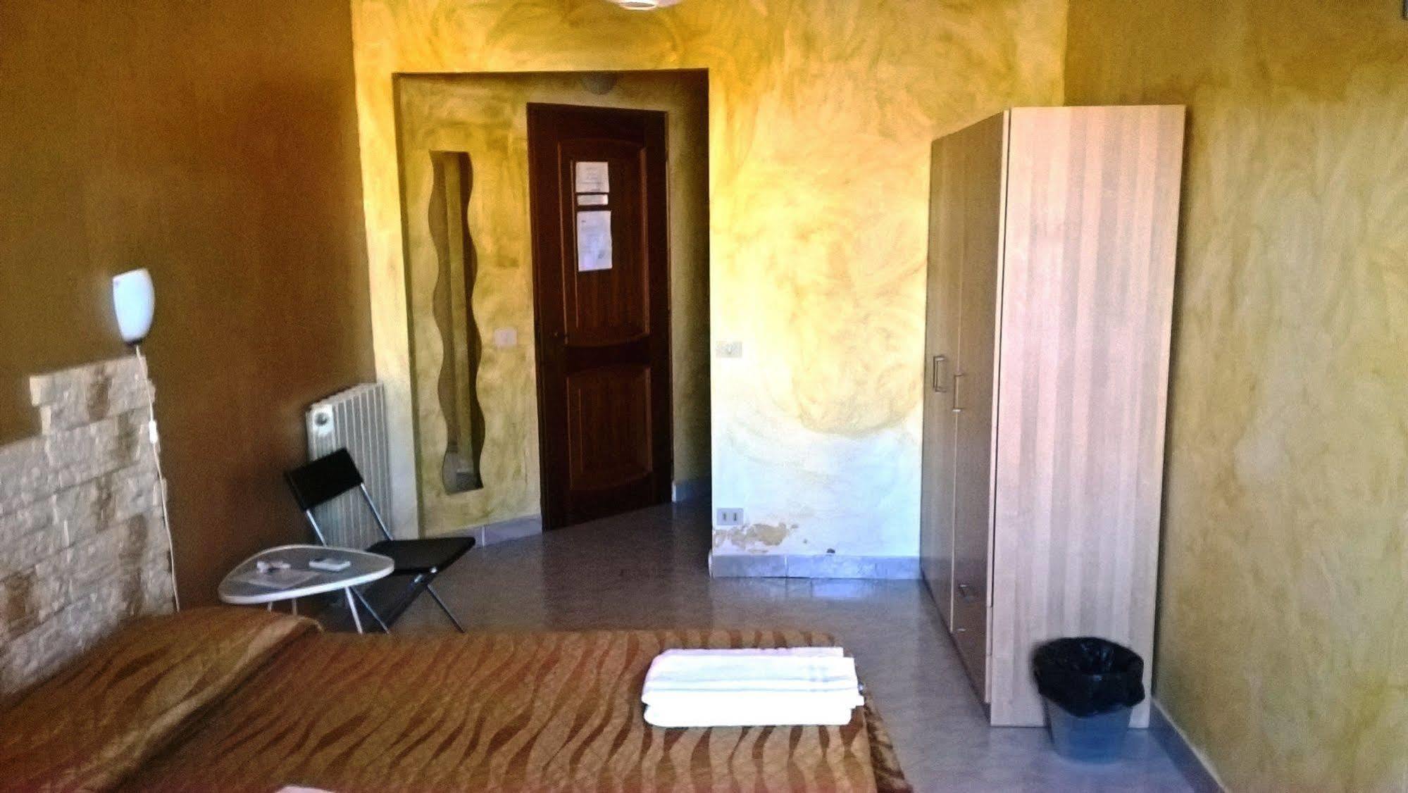 Gigi Holiday Rooms Rom Eksteriør billede
